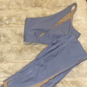 CARBON38 set, baby blue, worn twice, size small